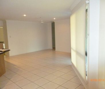 10 Donostia Crescent, Bushland Beach - Photo 1