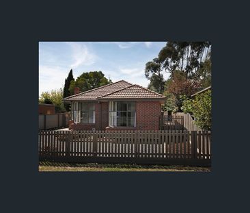 36 Morris Road, Woodend, Vic 3442 - Photo 3