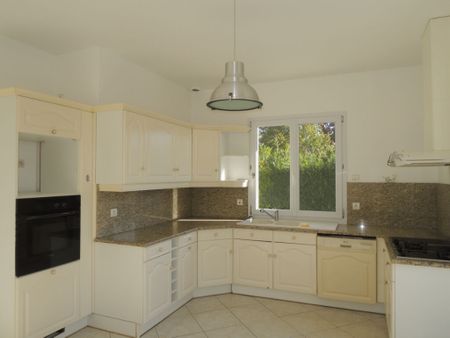 Maison à louer - BETHENY - Photo 2