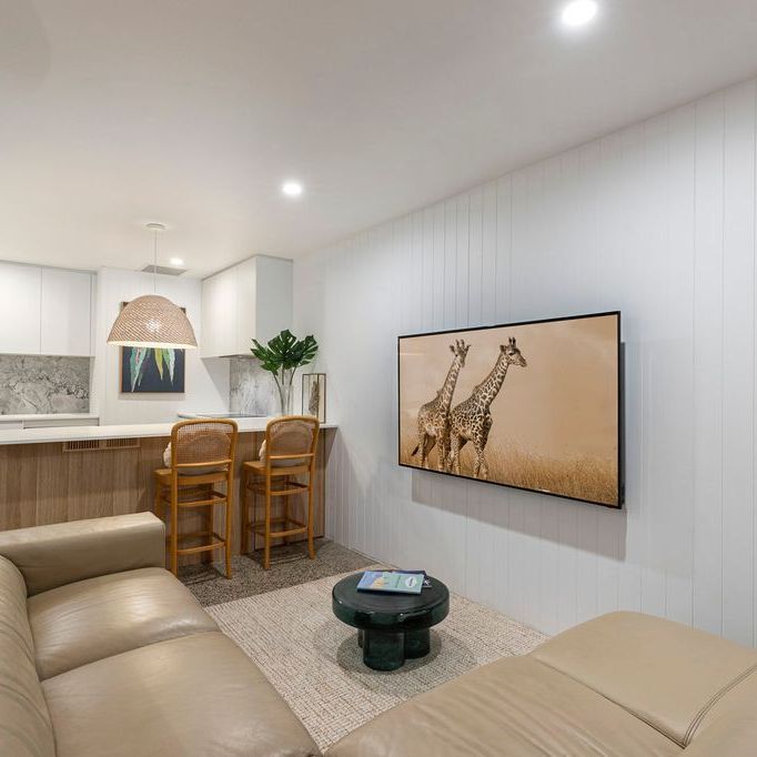 Furnished Buderim Studio with Designer Finishes and Utilities Included! - Photo 1