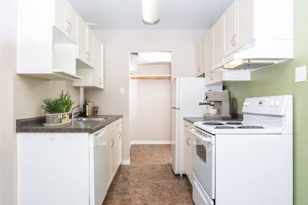 Prince Randolph Apartments - Photo 4