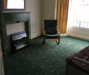 3 bedroom apartment to rent - Photo 5