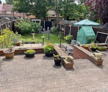 2 bedroom semi-detached house to rent - Photo 2