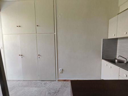 Studio/Γκαρσονιέρα για ενοικίαση Νόρμαν (Πάτρα) - Photo 4