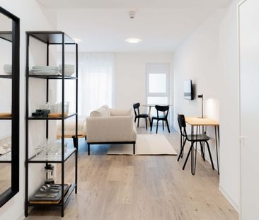 Möblierte 113 m² Wohnung mit 2 Schlafzimmern, ideal für Paare – Hun... - Photo 1