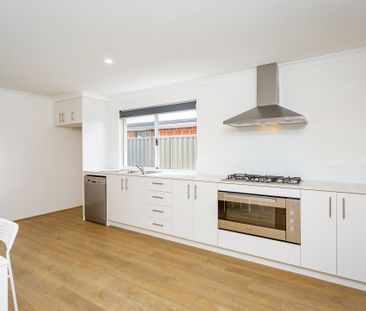 Upper Swan - Photo 3