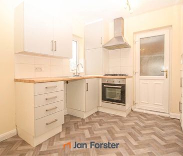 2 Bedroom House - Photo 3