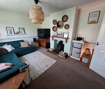 3 bedroom terraced house to rent - Photo 3