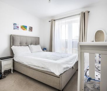 2 bedroom flat to rent - Photo 4