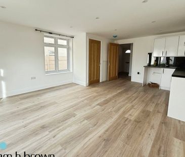 Rainham Road, Rainham - Photo 4