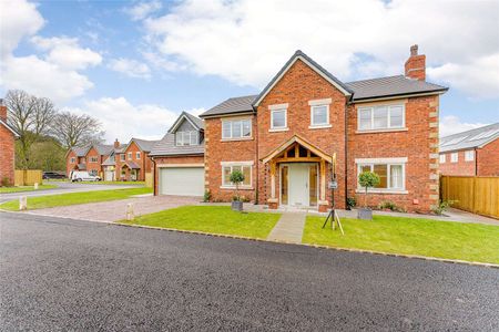 Completed in 2023, this is a high specification detached home on an exclusive development with direct access to Delamere Forest - Photo 4