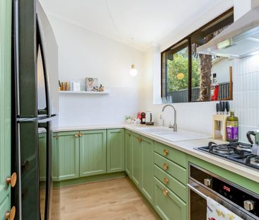 Charming & Spacious Unit / Homette - Photo 6