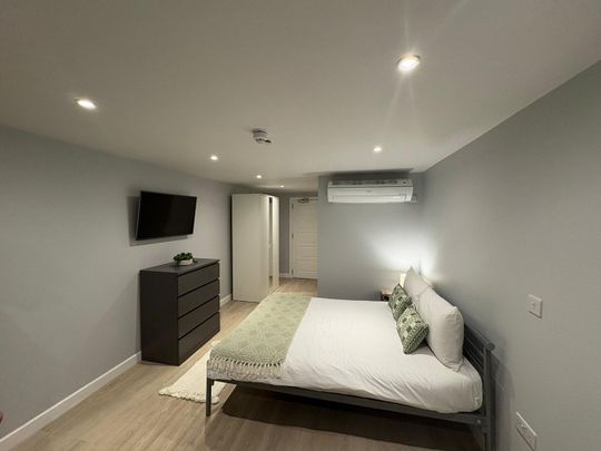 Studio Flat, London Road, CR7 - Photo 1