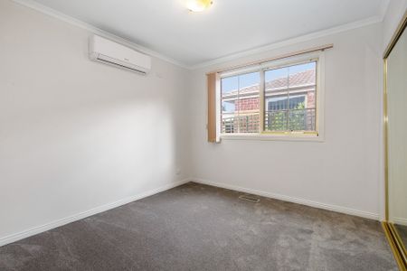 Thinking of selling? Contact our agent - Photo 5