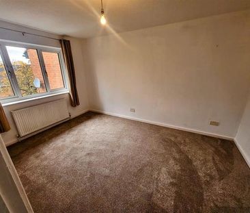 Lawrence Walk, Newport Pagnell - Photo 5