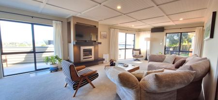 Family home at Schnapper Rock - Photo 3