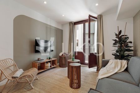 Apartamento de alquiler en Carrer de Les Jonqueres, Sant Pere, Sta. Caterina i la Ribera - Photo 2