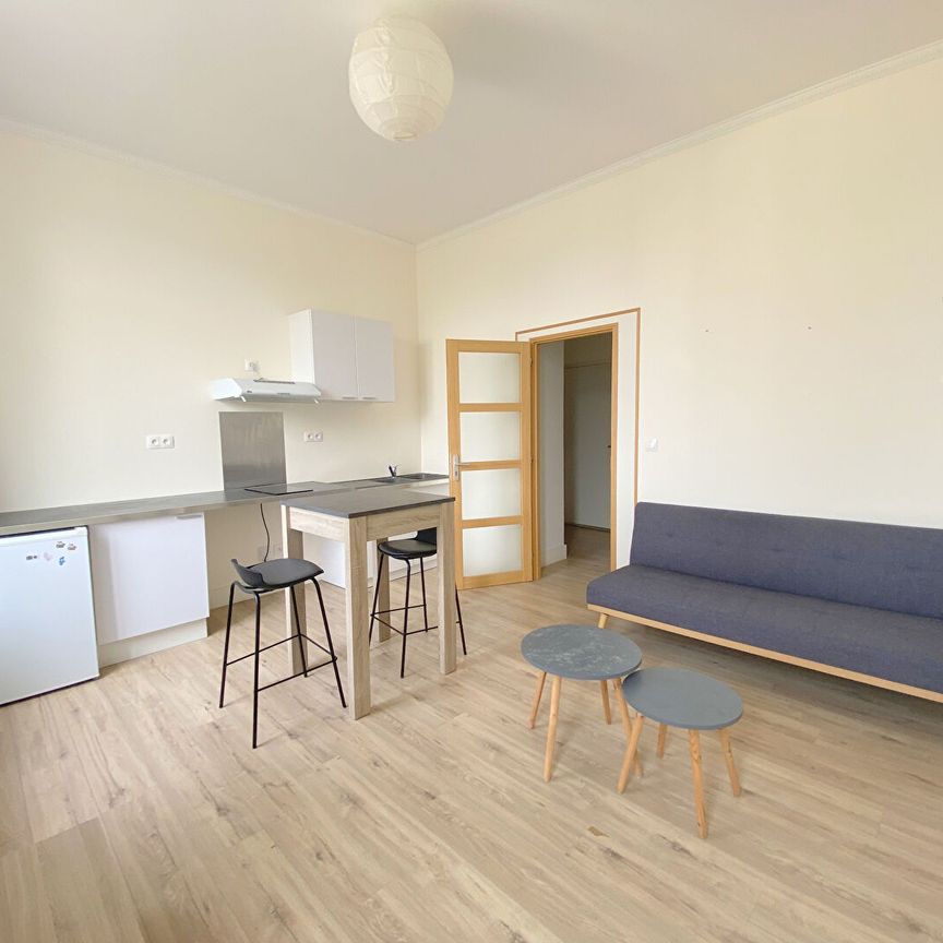 Location Appartement 1 pièce 27m² - Photo 1