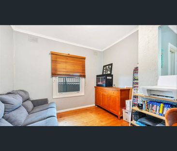 9 Lindsay Street, Elizabeth Downs, SA 5113 - Photo 1