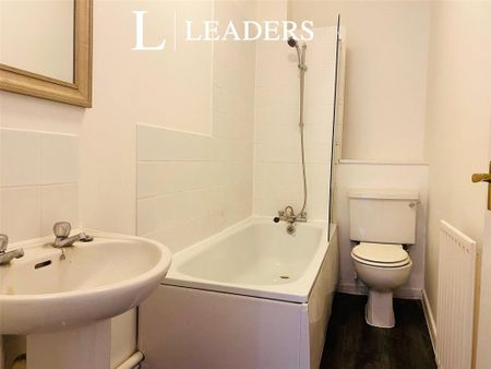 2 bedroom flat to rent - Photo 5