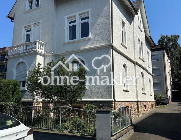 Vermietung Dachgeschosswohnung in Oberursel - Photo 1