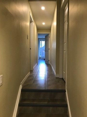 For Lease - 233 Shawnee Circle, Toronto, Ontario - Photo 3