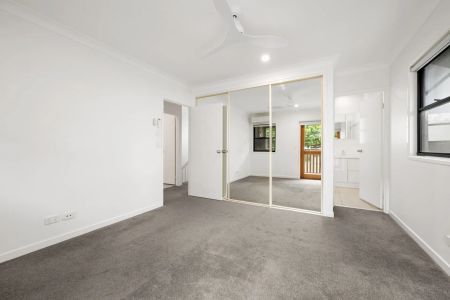 9/70 Hawthorne Street, Woolloongabba. - Photo 3