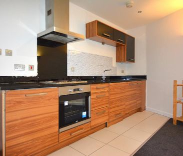 2 bedroom apartment to rent - Photo 4