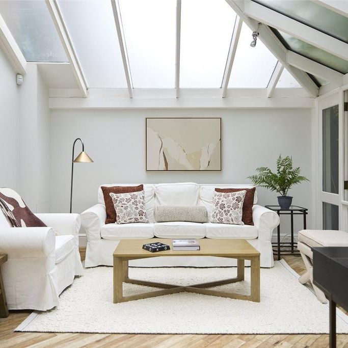 5 bedroom terraced house to rent - Photo 1