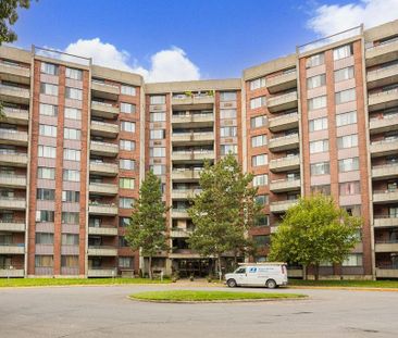 Loft - 10500 Boulevard De L'acadie, Montréal - Photo 1