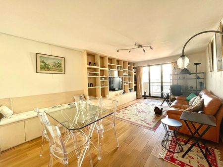 Apartment - Photo 2