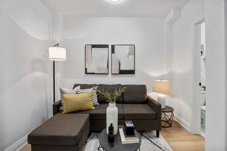 For Lease - 134 Carlton Street Unit# 10, Toronto, Ontario - Photo 4