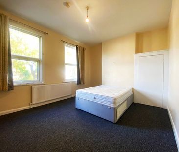 Room in a Shared House, Cranmer Road, E7 - Photo 4
