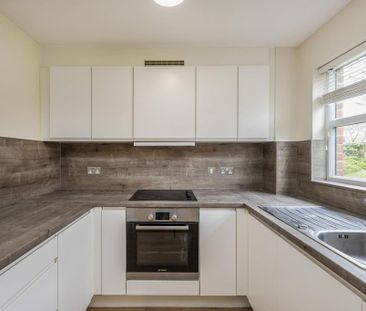 2 bedroom ground floor flat to rent - Photo 6