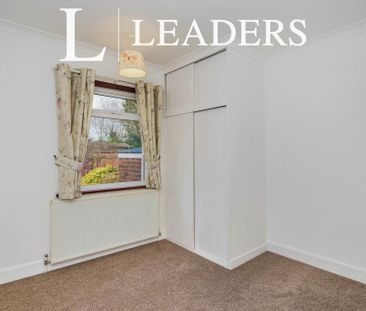 3 bedroom bungalow to rent - Photo 3