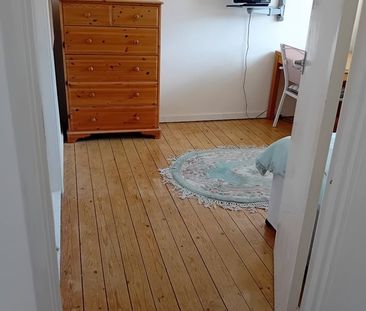 Room in a Shared House, Southcote, RG30 - Photo 2