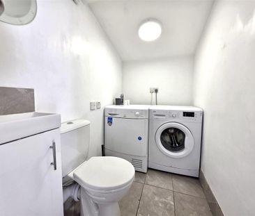 4 bedroom terraced house to rent - Photo 2