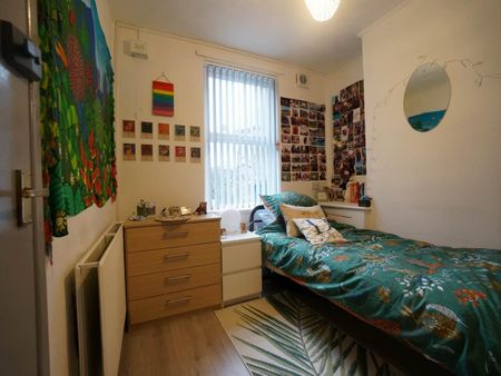 14 The Crescent - Photo 3