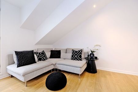 2 Bed Flat, Broomhill, AB10 - Photo 3
