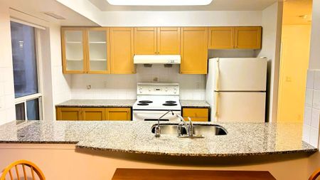 For Lease - 188 Doris Avenue Unit# 1615, Toronto, Ontario - Photo 4