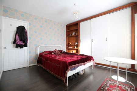 Price £1,850 pcm - Available Now - Unfurnished - Photo 3