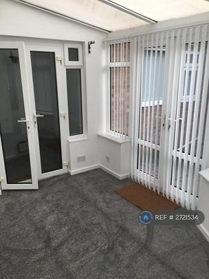 3 bedroom detached house to rent - Photo 1