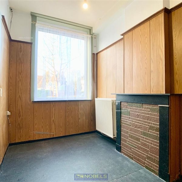 Te huur, gesloten bebouwing met stadskoer te Ronse - Photo 1
