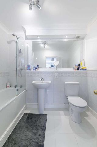 Hillgate Place, Balham, SW12 - Photo 3