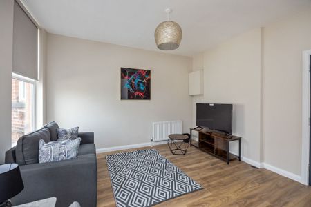 Apt 4, 27 Camden Street, Belfast BT9 6AT - Photo 3