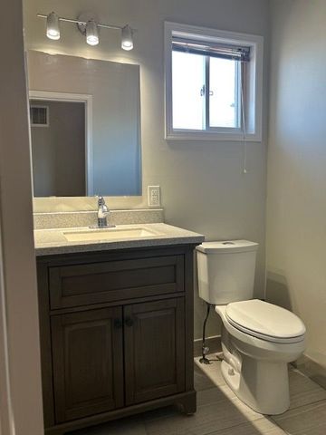 For Lease - 56 Isa Court, Vaughan, Ontario - Photo 2