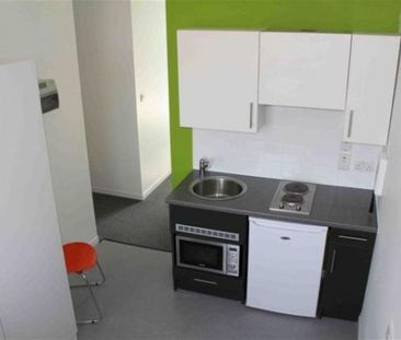 2 Bed - Campus House Hey Street, University, Bd7 - Photo 5