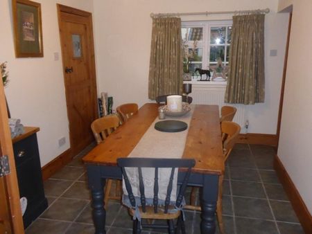 3 bedroom cottage to rent - Photo 2