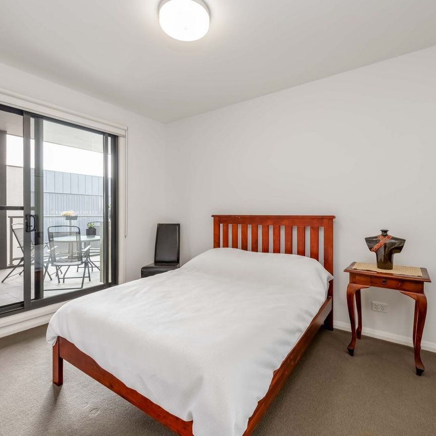 Stunning Apartment In The Heart of University Hill! - Photo 1