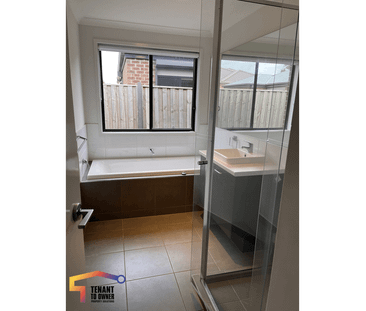 21 Bostock Dr, Tarneit, Vic 3029 - Photo 1